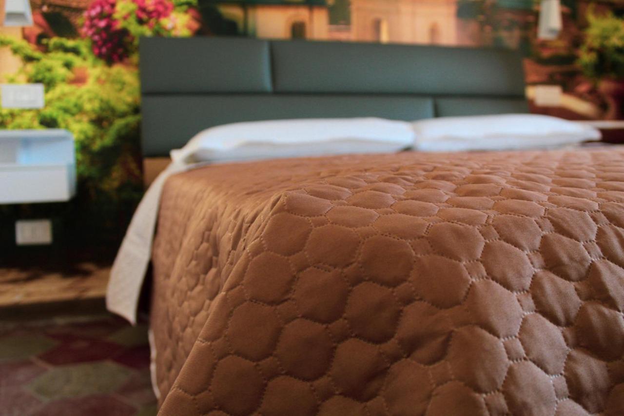 Lion Luxury Rooms Rome Exterior photo