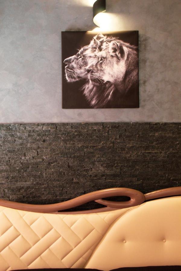 Lion Luxury Rooms Rome Exterior photo